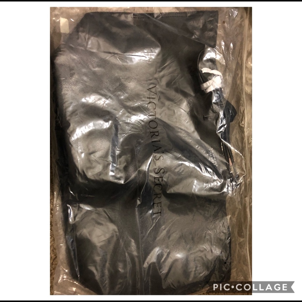 Victoria's Secret Bag Tote Bag Black | Size: OS